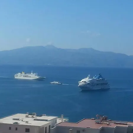 Cloud 7 公寓 Sarandë